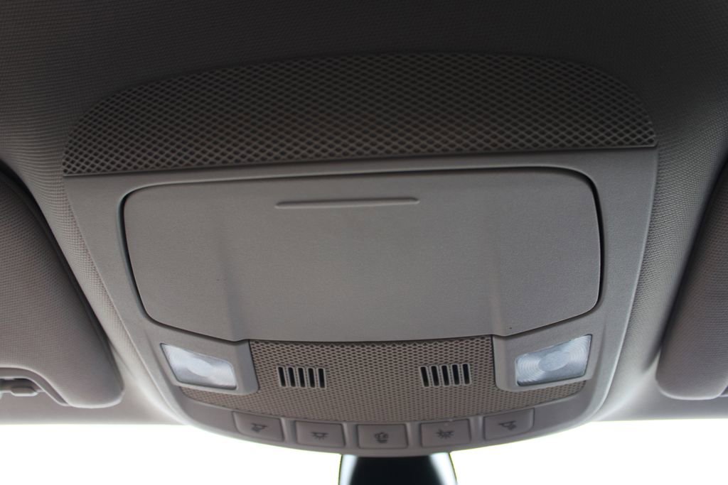 Used 2017 Ford Fusion SE FWD image 34