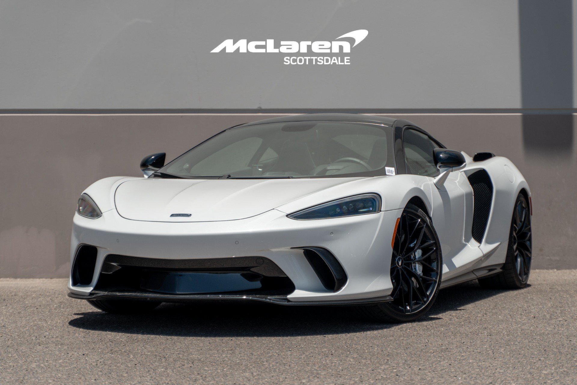 New 2026 McLaren GTS RWD image 2