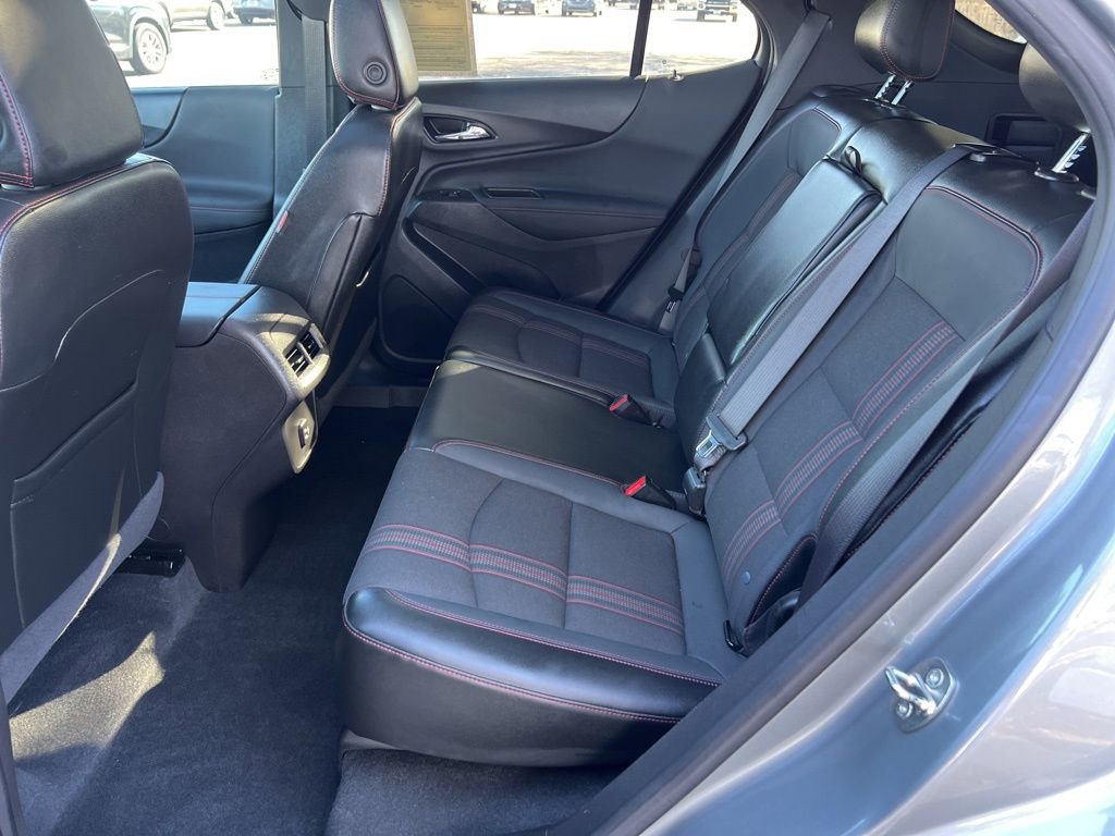 Used 2023 Chevrolet Equinox RS image 18