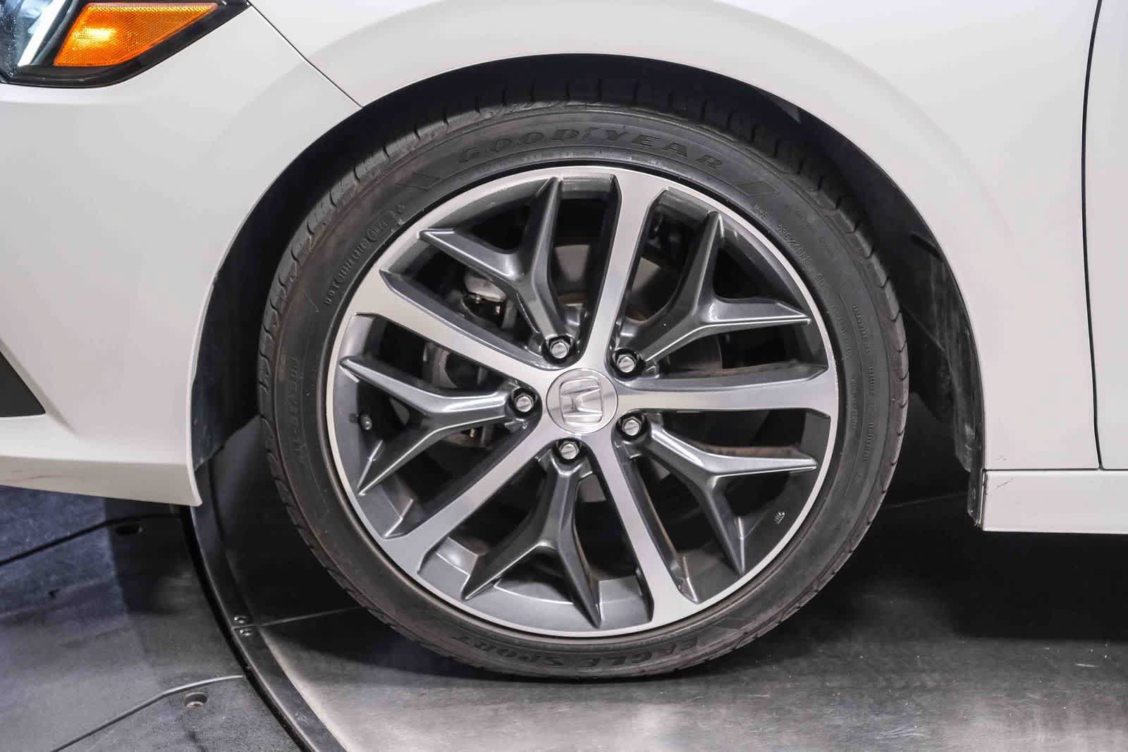 Used 2024 Honda Civic Touring image 10