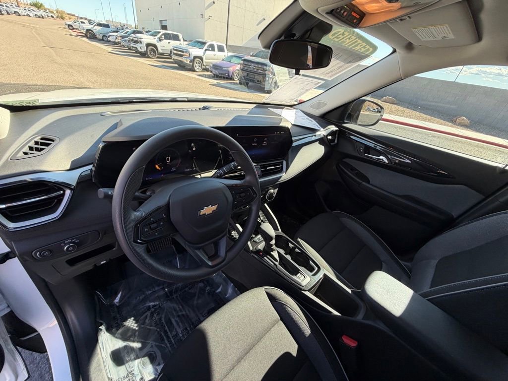 Used 2024 Chevrolet TrailBlazer LS w/ LS Convenience Package image 13