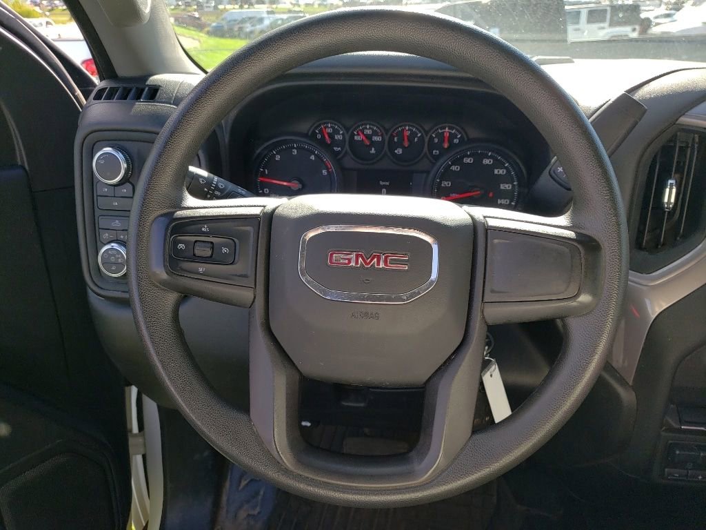 Used 2021 GMC Sierra 2500 4x4 Crew Cab w/ Gooseneck/5TH Wheel Package image 22