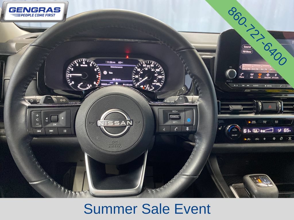 Used 2022 Nissan Pathfinder SV AWD/4WD image 19