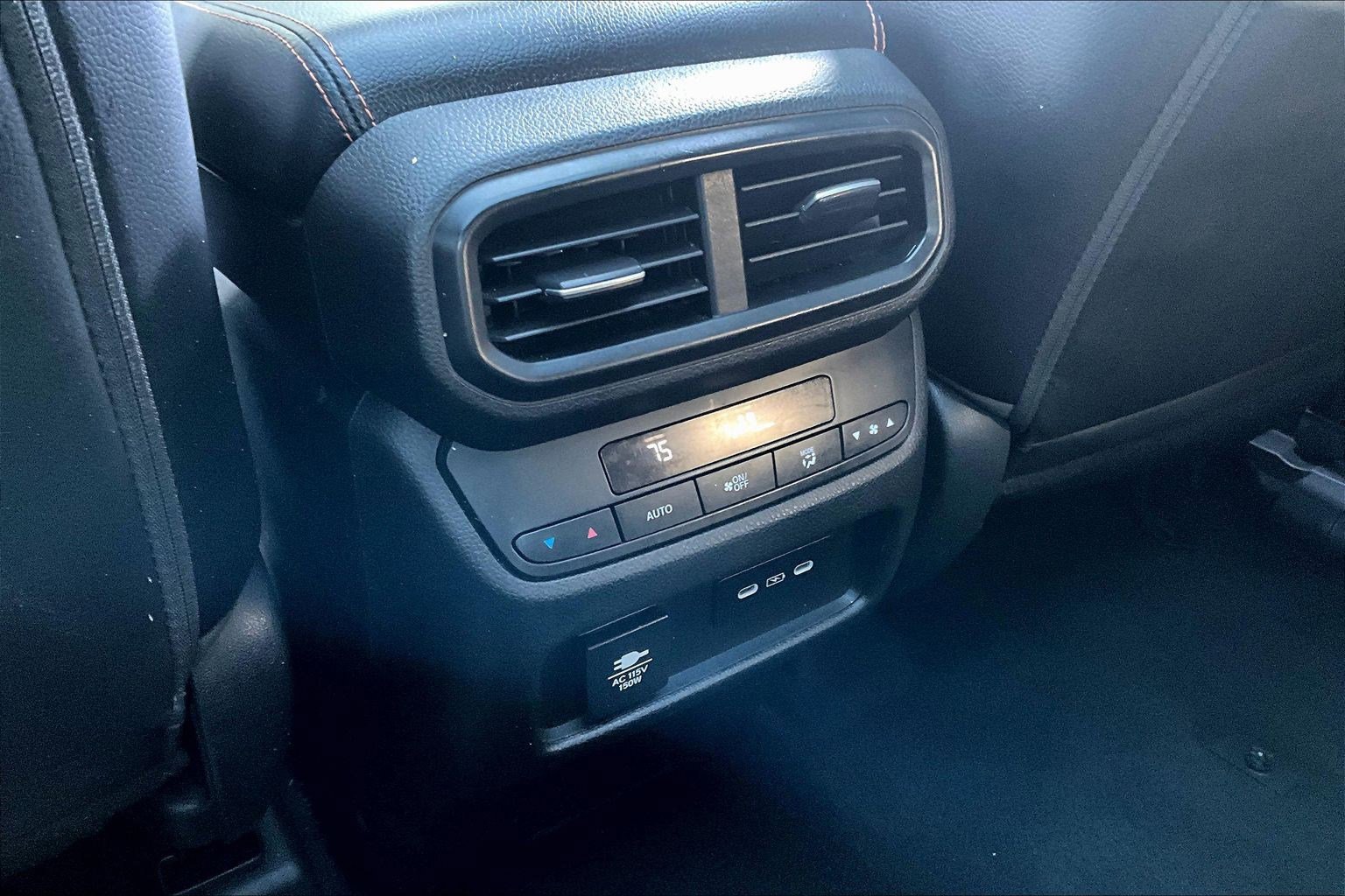 Used 2024 Honda Pilot TrailSport image 11