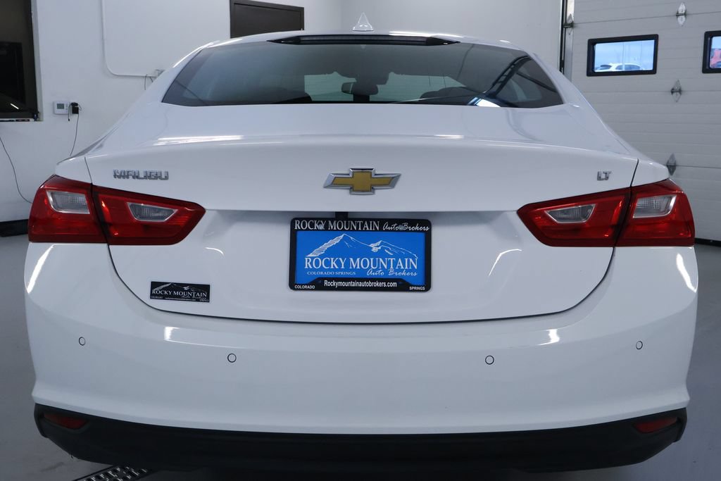 Used 2025 Chevrolet Malibu LT FWD image 6