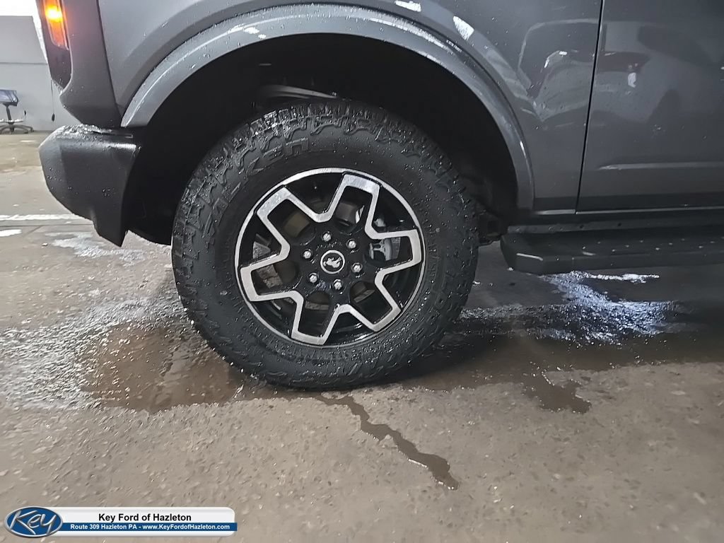 Used 2022 Ford Bronco Outer Banks AWD/4WD image 4