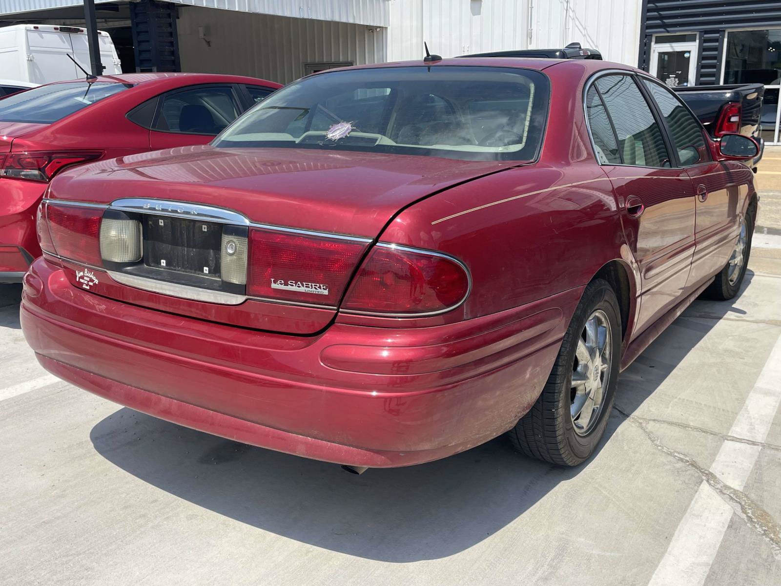 Used 2005 Buick Le Sabre Limited w/ Celebration Edition Package FWD image 2