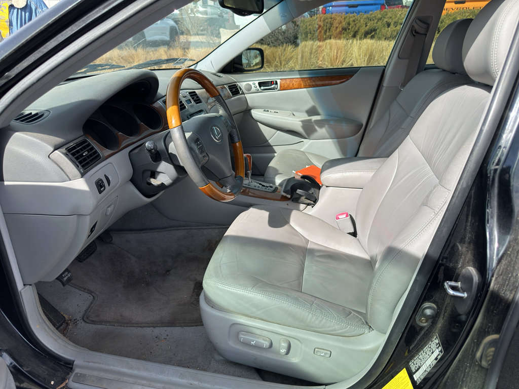 Used 2005 Lexus ES 330 image 8