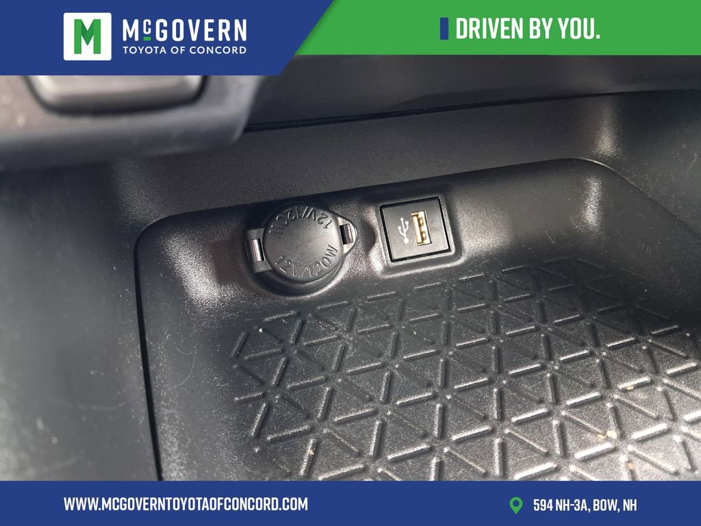 Used 2023 Toyota RAV4 LE image 26