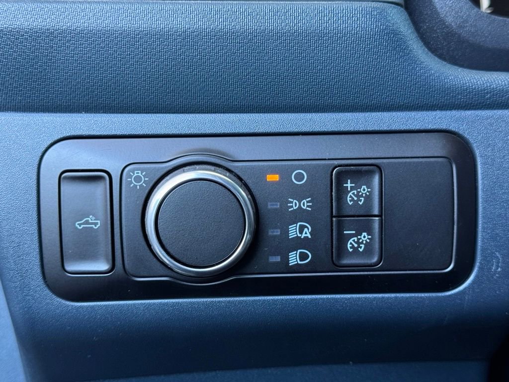 Used 2025 Ford Maverick XLT w/ XLT Luxury Package image 15