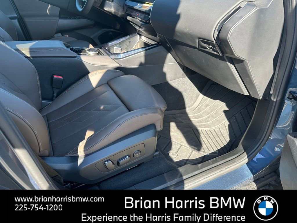 Certified 2025 BMW X3 xDrive30i w/ Convenience Package image 31