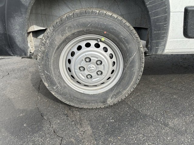 New 2024 RAM ProMaster 2500 w/ Safety Group FWD image 29
