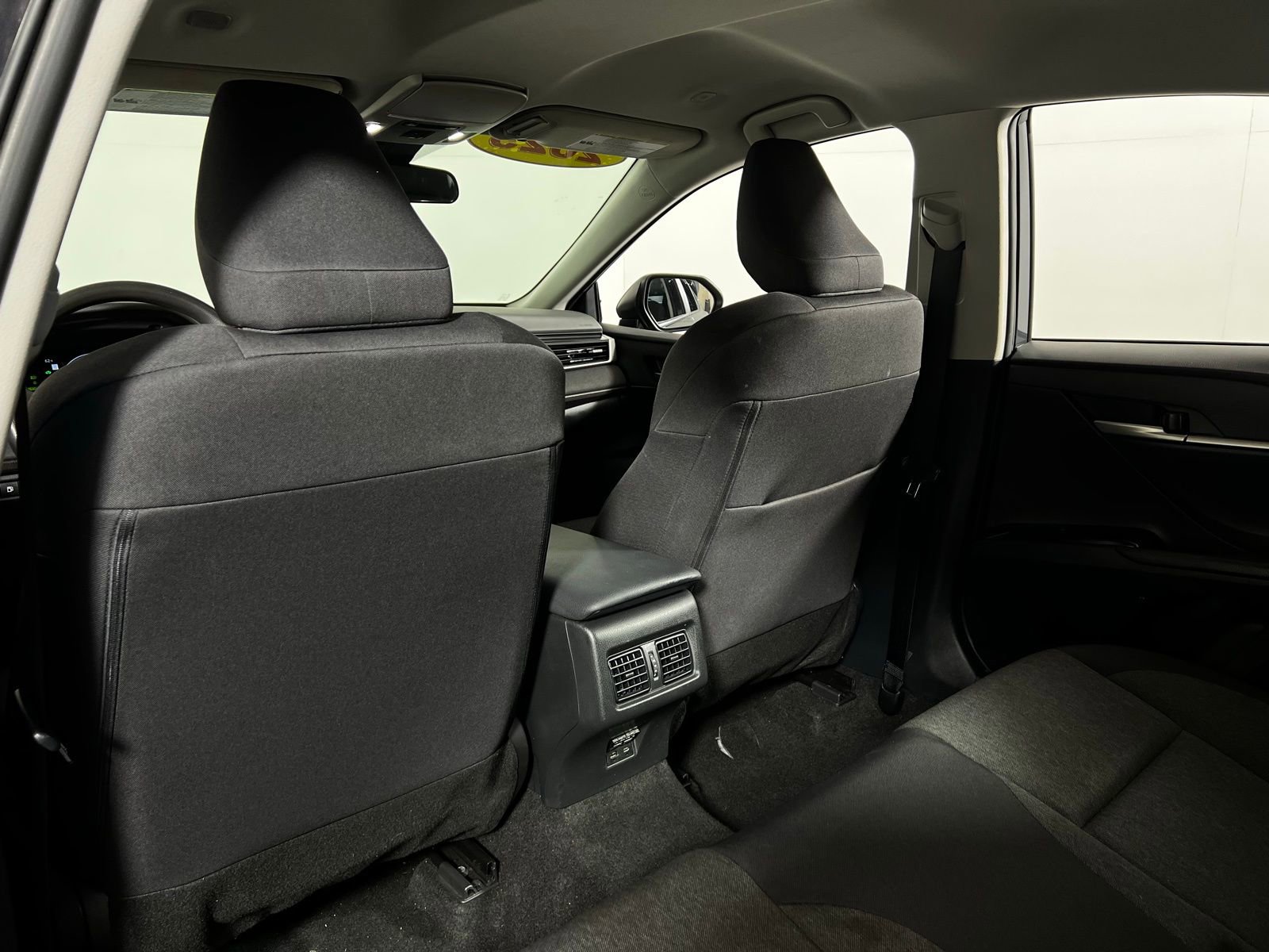 Used 2025 Toyota Camry LE FWD image 20