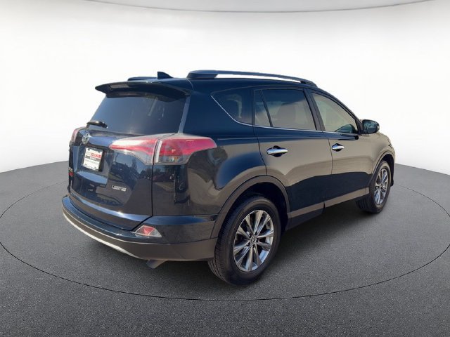 Used 2017 Toyota RAV4 Limited FWD image 5