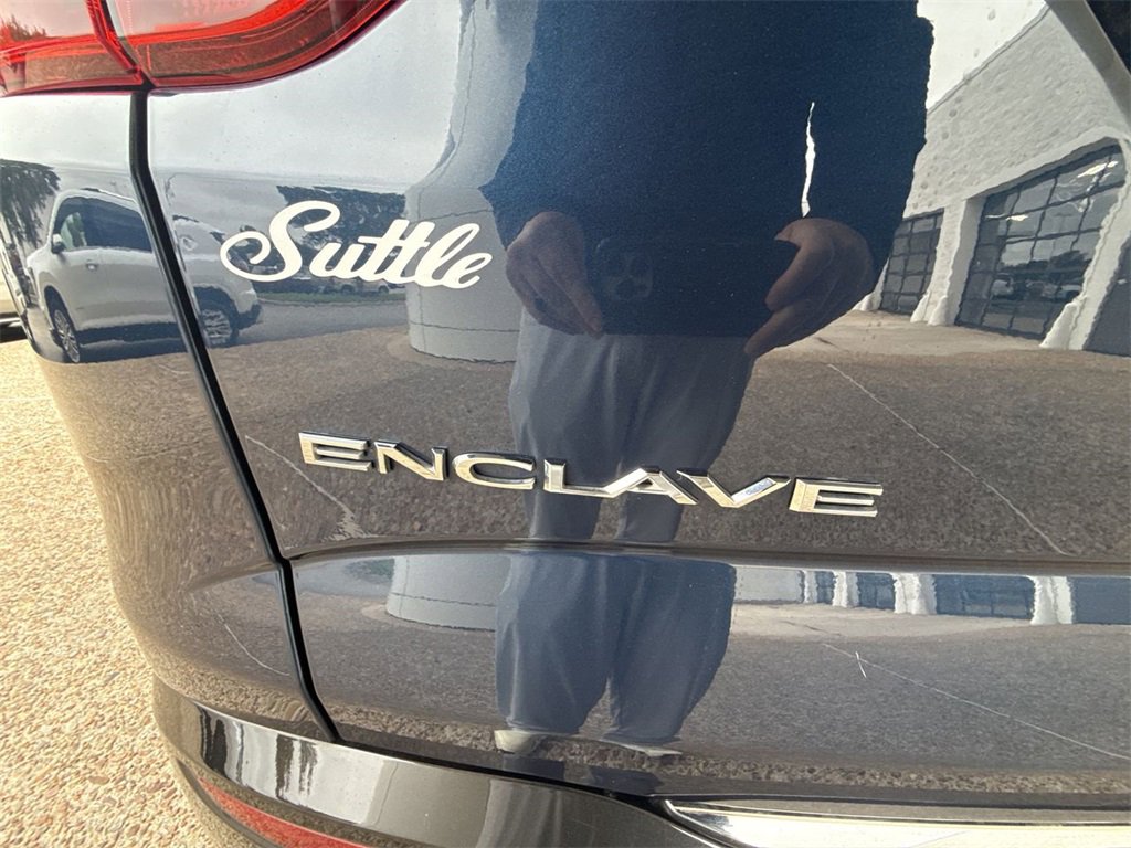 Certified 2023 Buick Enclave Essence image 31