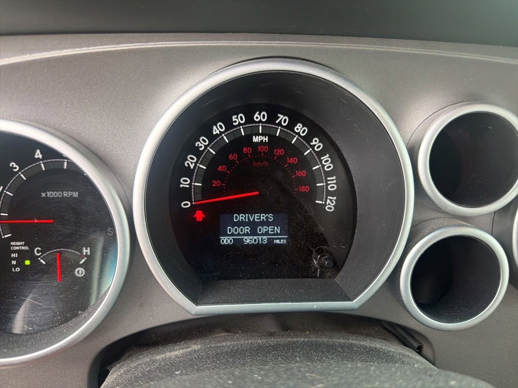 Used 2016 Toyota Sequoia Platinum AWD/4WD image 6