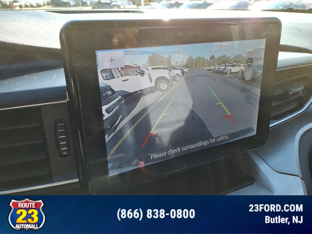 Certified 2022 Ford Explorer XLT w/ Equipment Group 202A image 21