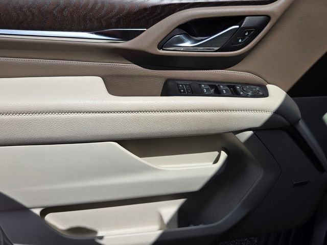 Used 2022 GMC Yukon Denali RWD image 6