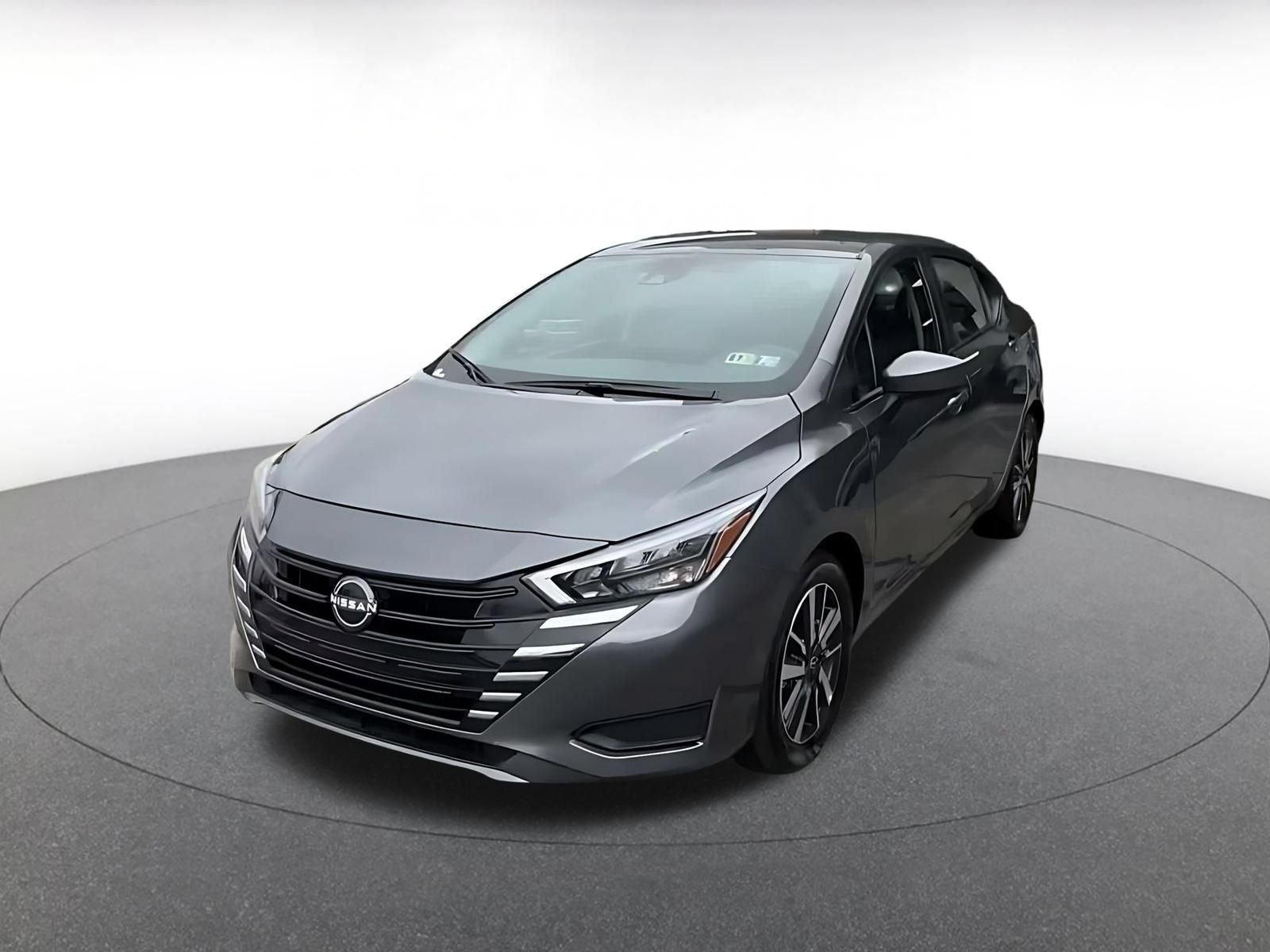 Used 2025 Nissan Versa SV FWD image 6