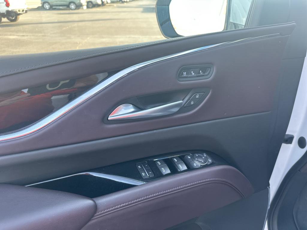 Used 2023 Cadillac Escalade Sport Platinum image 10