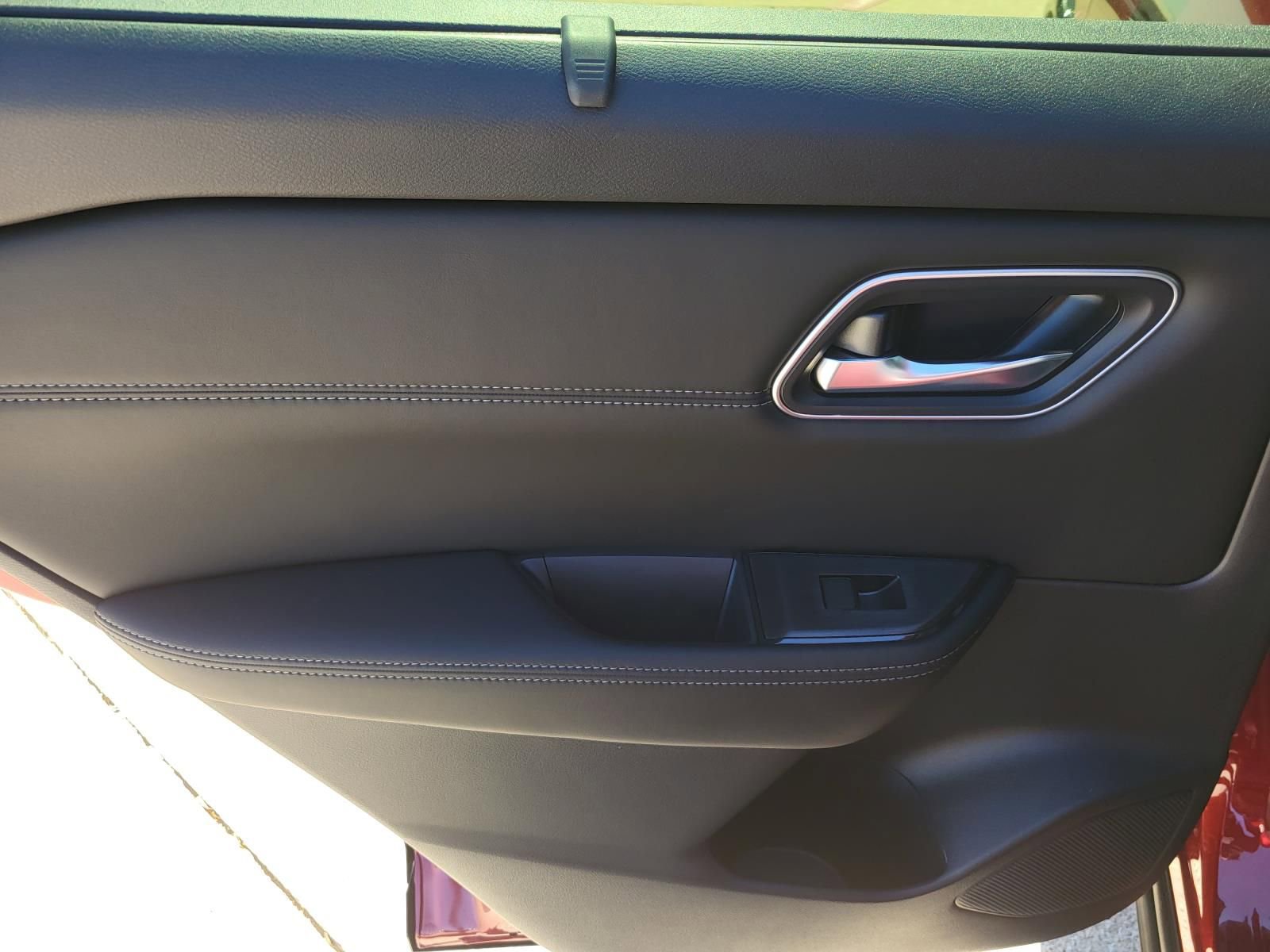 New 2026 Nissan Rogue Platinum image 17