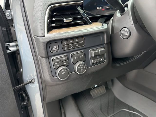 New 2026 Chevrolet Suburban High Country AWD/4WD image 27