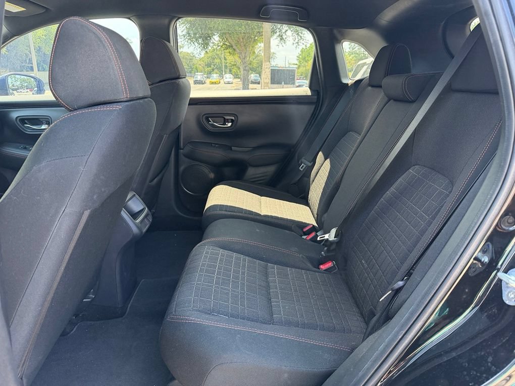 Used 2025 Honda HR-V Sport image 15