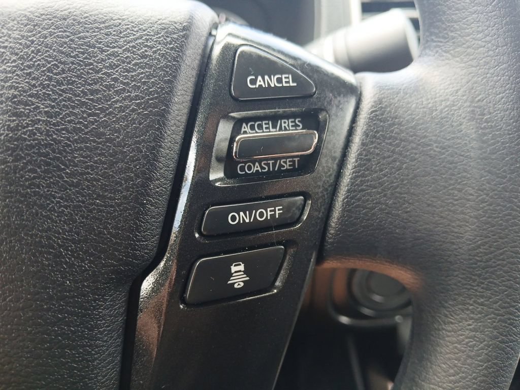 Used 2024 Nissan Frontier SV w/ Technology Package RWD image 19