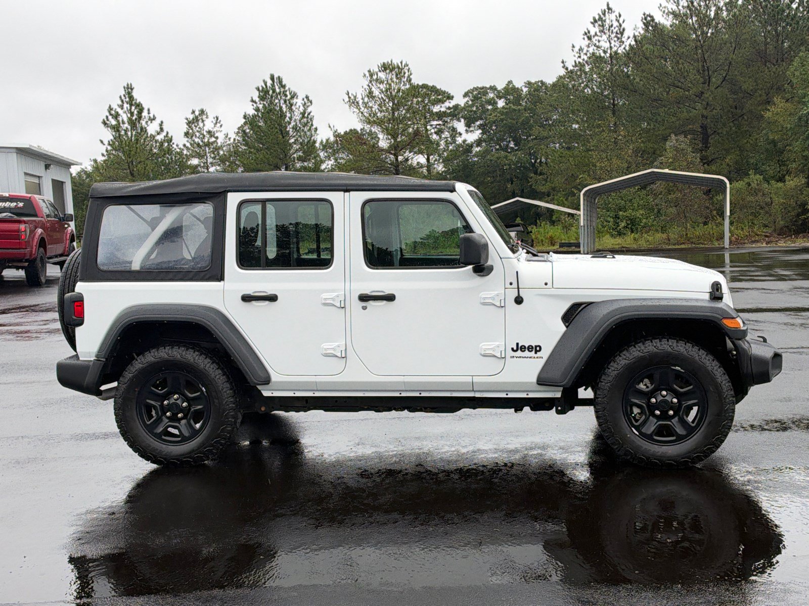 Used 2023 Jeep Wrangler Unlimited Sport AWD/4WD image 4