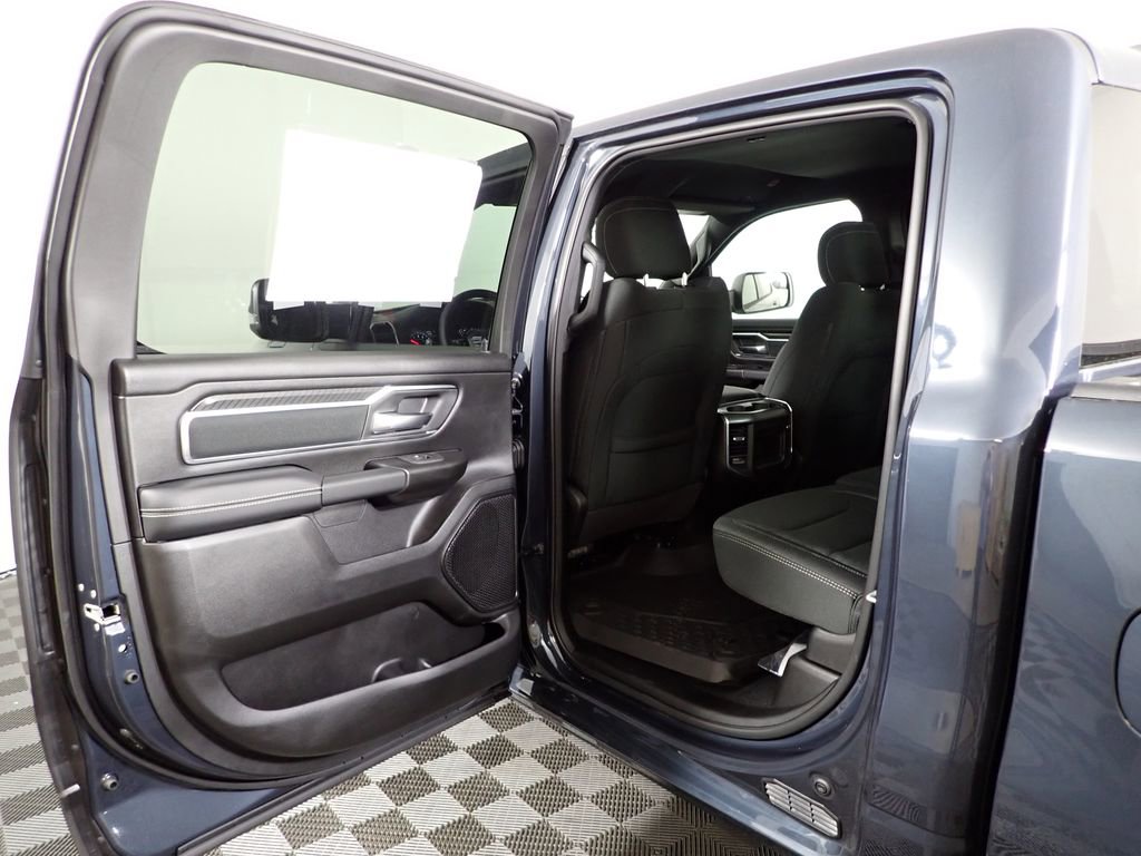 New 2026 RAM 1500 Big Horn w/ Night Edition AWD/4WD image 34