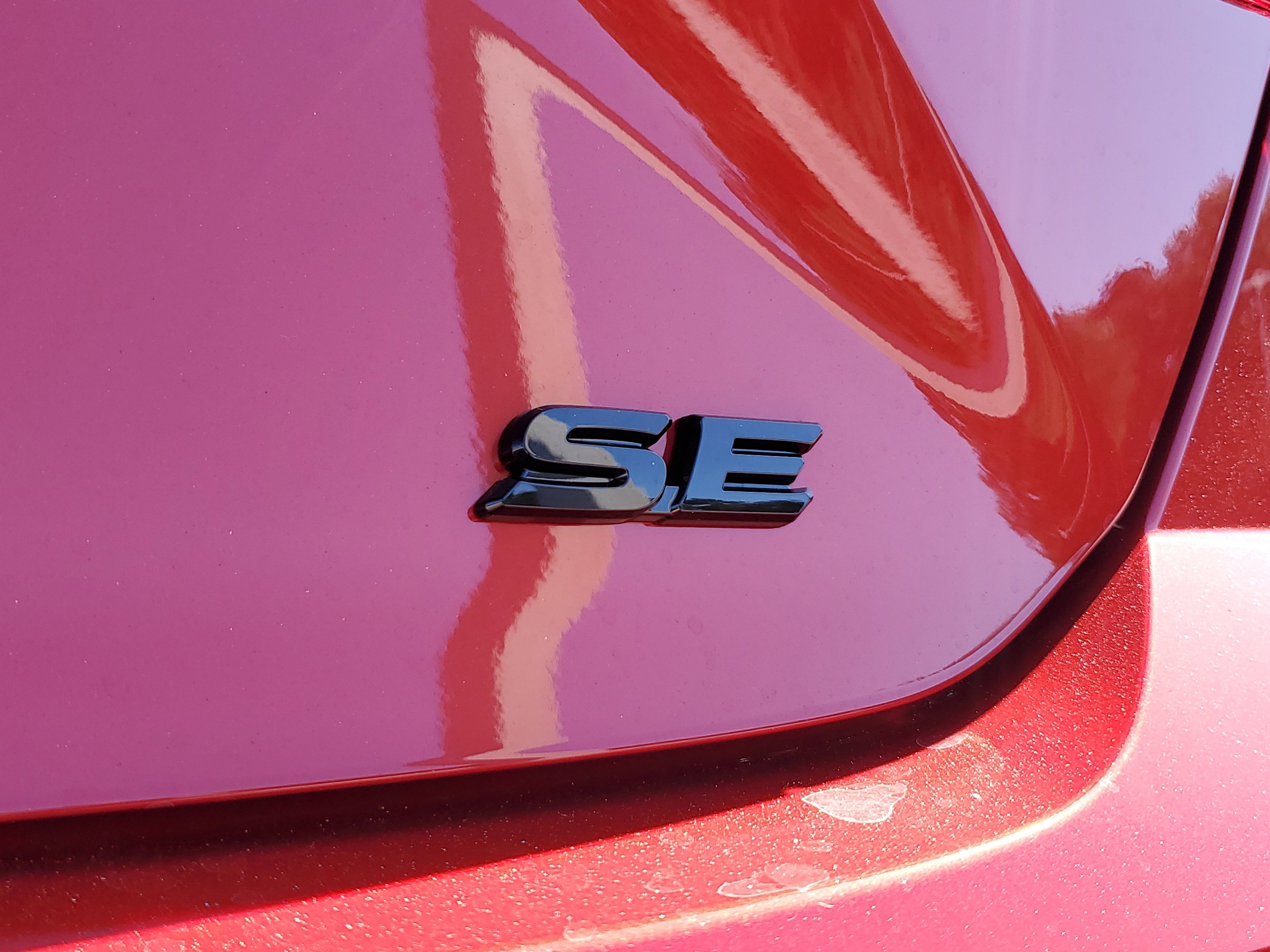 New 2026 Toyota Camry SE image 7