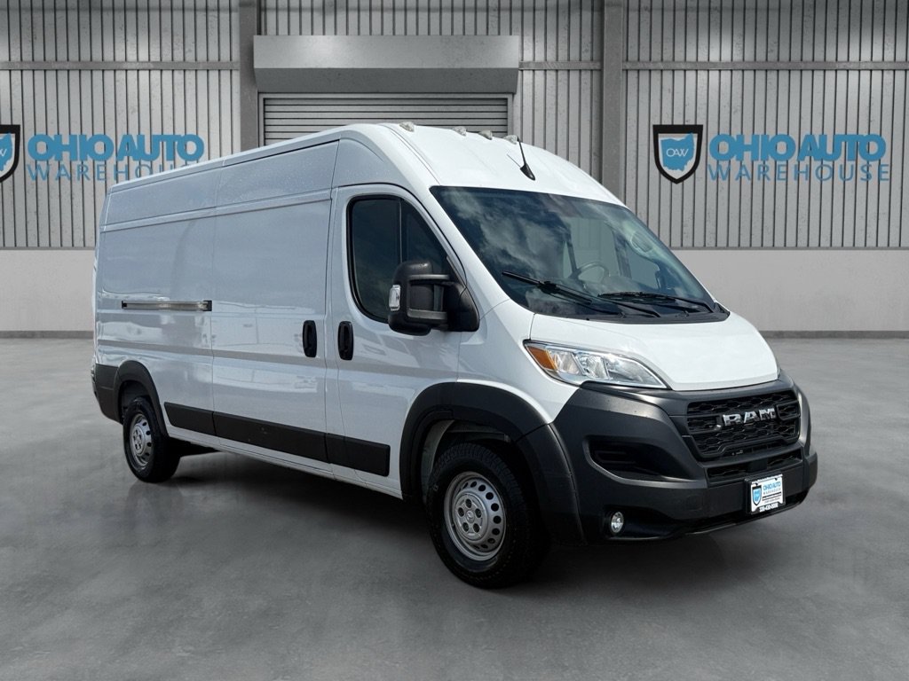 Used 2025 RAM ProMaster 2500 w/ Convenience Group FWD image 3