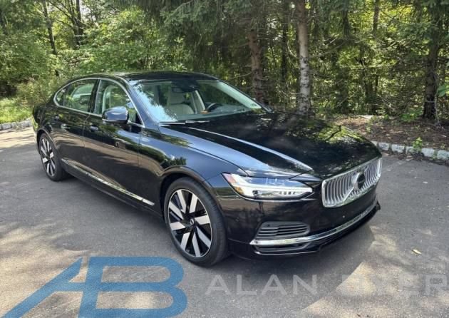Used 2024 Volvo S90 T8 Ultimate