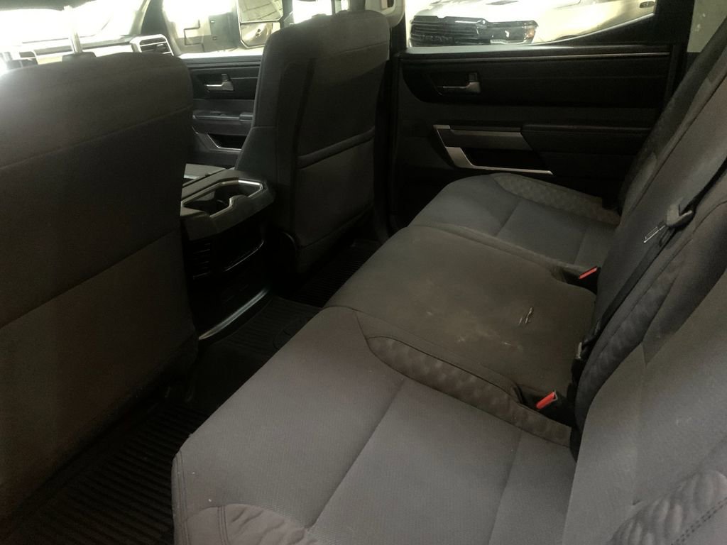 Used 2022 Toyota Tundra SR5 w/ SR5 Convenience Package AWD/4WD image 13