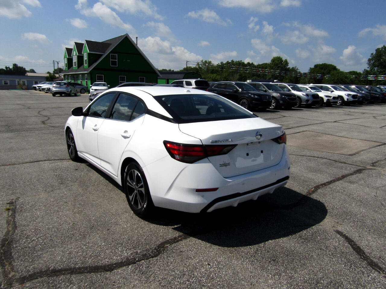 Used 2022 Nissan Sentra SV image 5