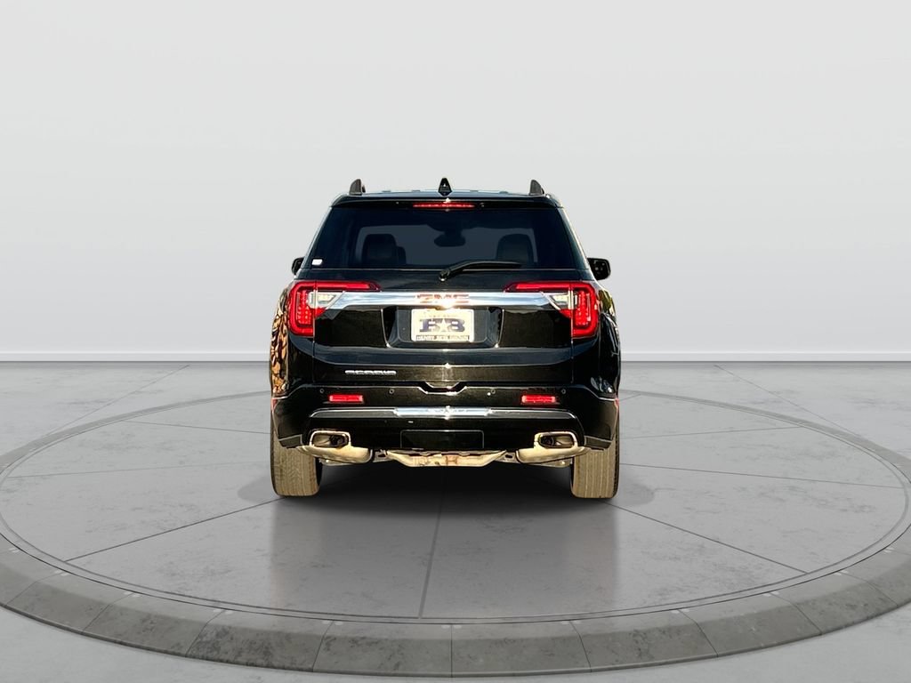 Used 2022 GMC Acadia Denali w/ Denali Ultimate Package FWD image 7
