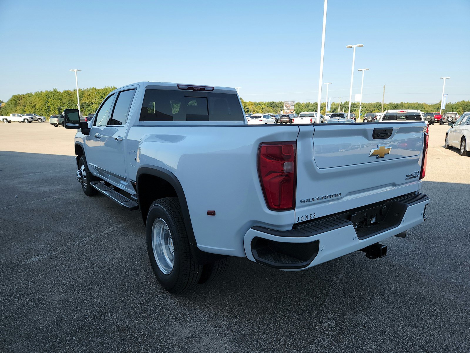 New 2026 Chevrolet Silverado 3500 High Country w/ High Country Premium Package AWD/4WD image 25
