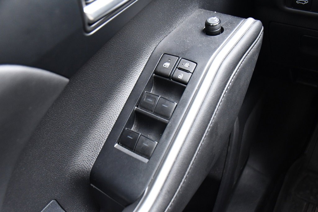 Used 2023 Toyota Highlander XLE image 24