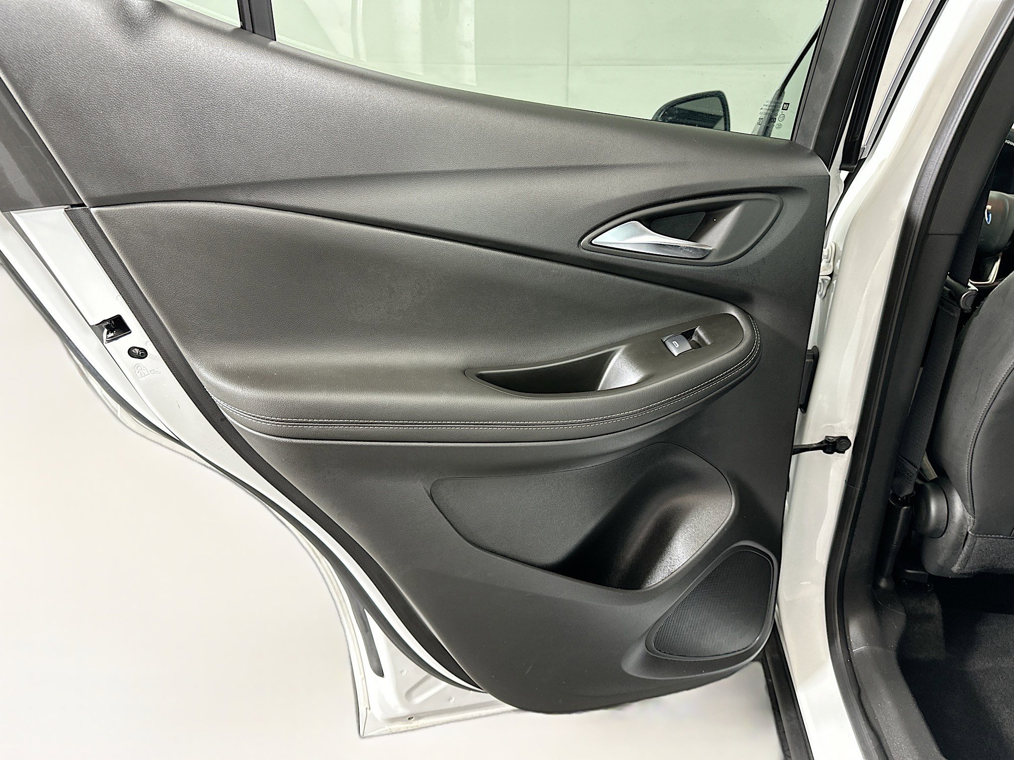 Used 2024 Buick Encore GX Preferred image 26