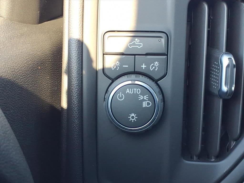 New 2026 Chevrolet Silverado 1500 Custom w/ Turbomax Blackout Package RWD image 22