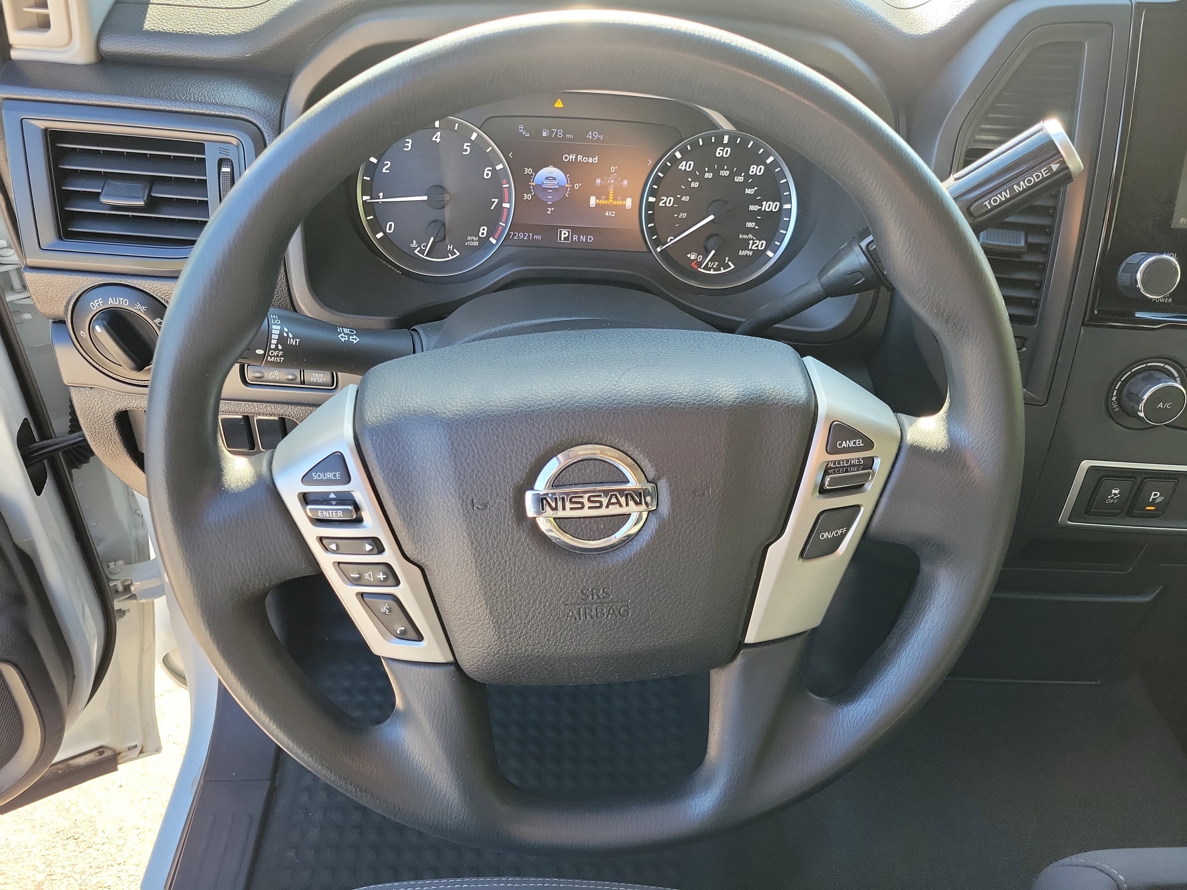 Used 2022 Nissan Titan S image 27