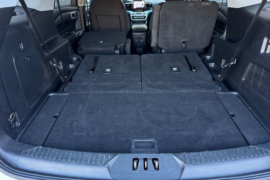 Certified 2022 Ford Explorer XLT image 16