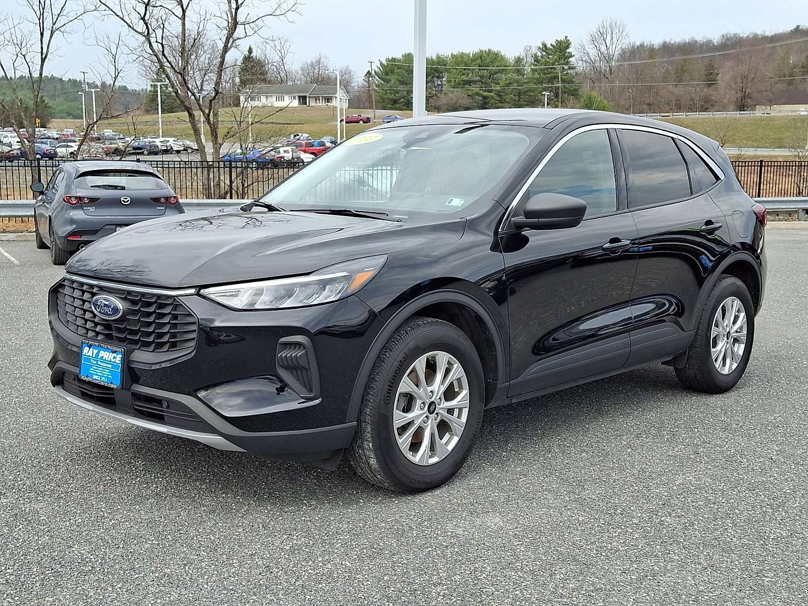 Certified 2023 Ford Escape Active AWD/4WD image 3
