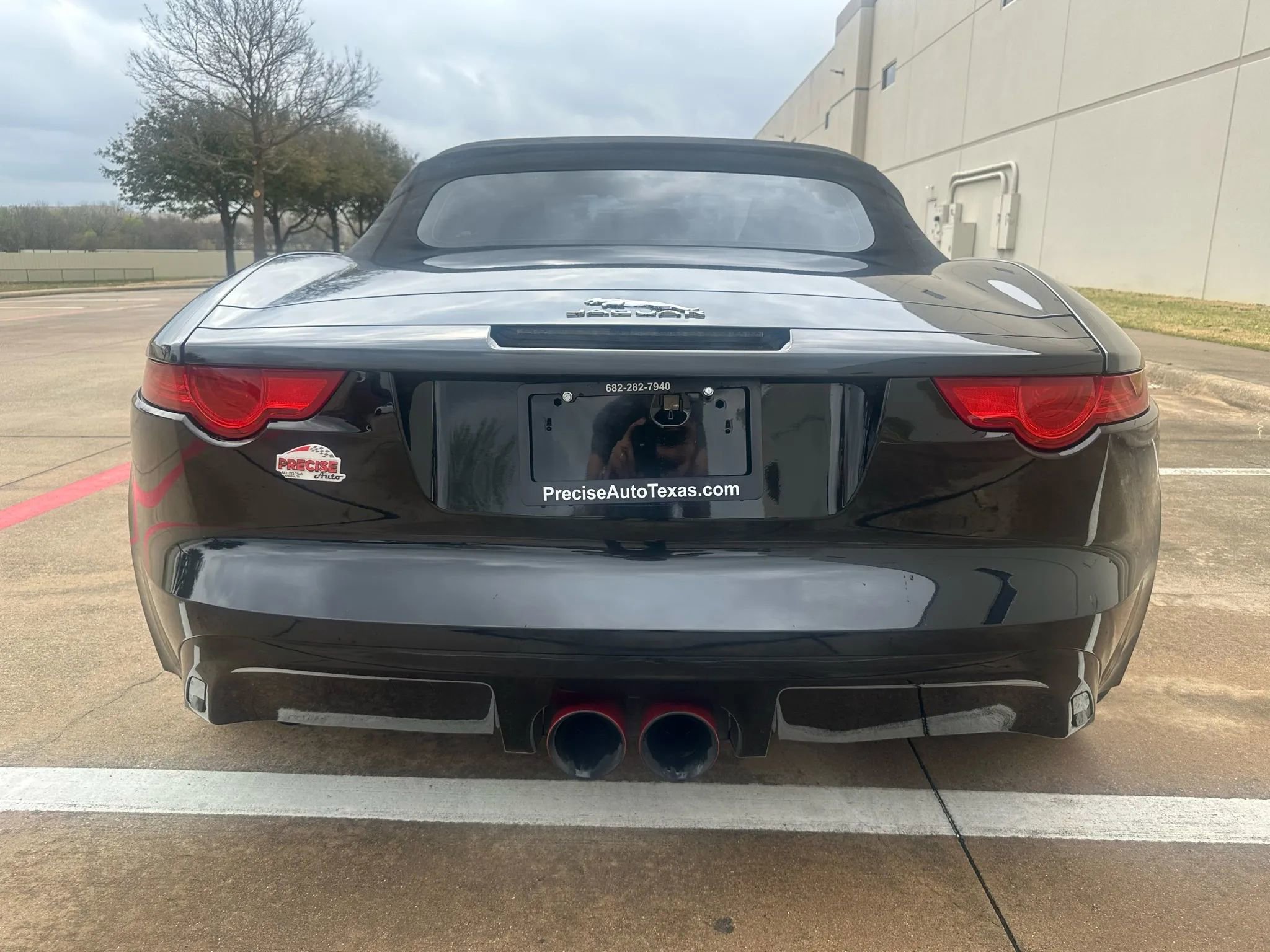 Used 2014 Jaguar F-TYPE S image 10