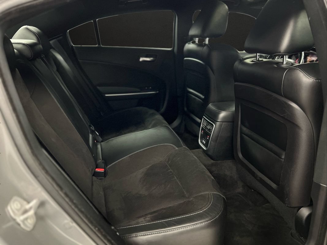 Used 2018 Dodge Charger R/T Scat Pack w/ Dynamics Package RWD image 24