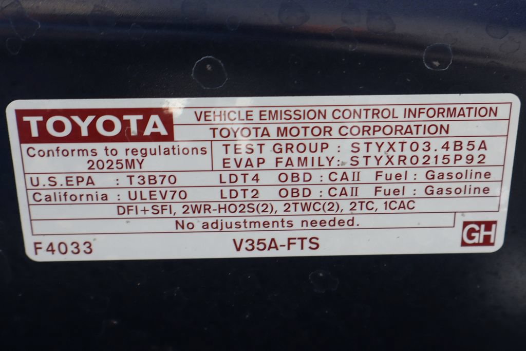 Used 2025 Toyota Tundra Platinum AWD/4WD image 16