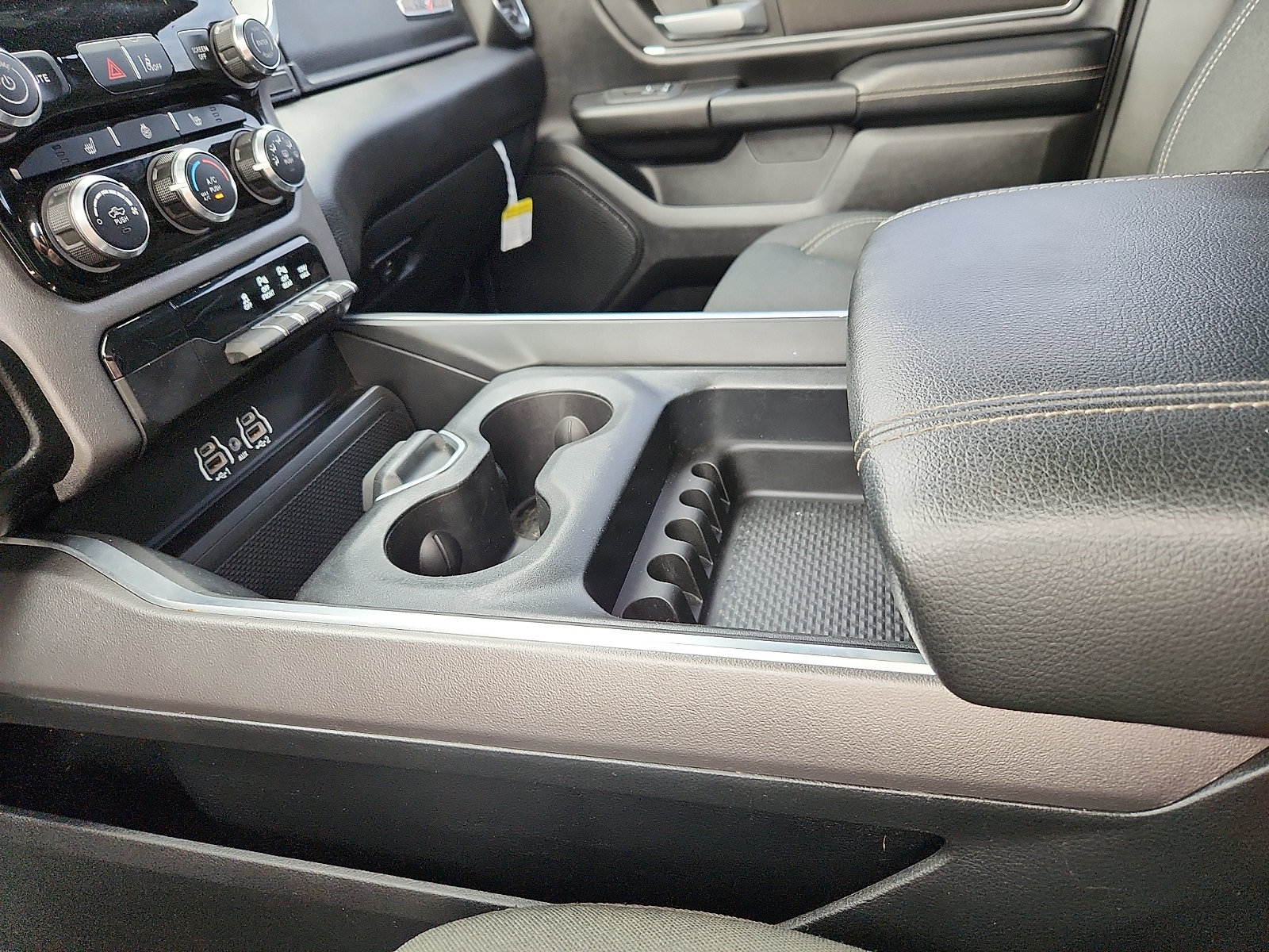 Used 2025 RAM 1500 Lone Star RWD image 20