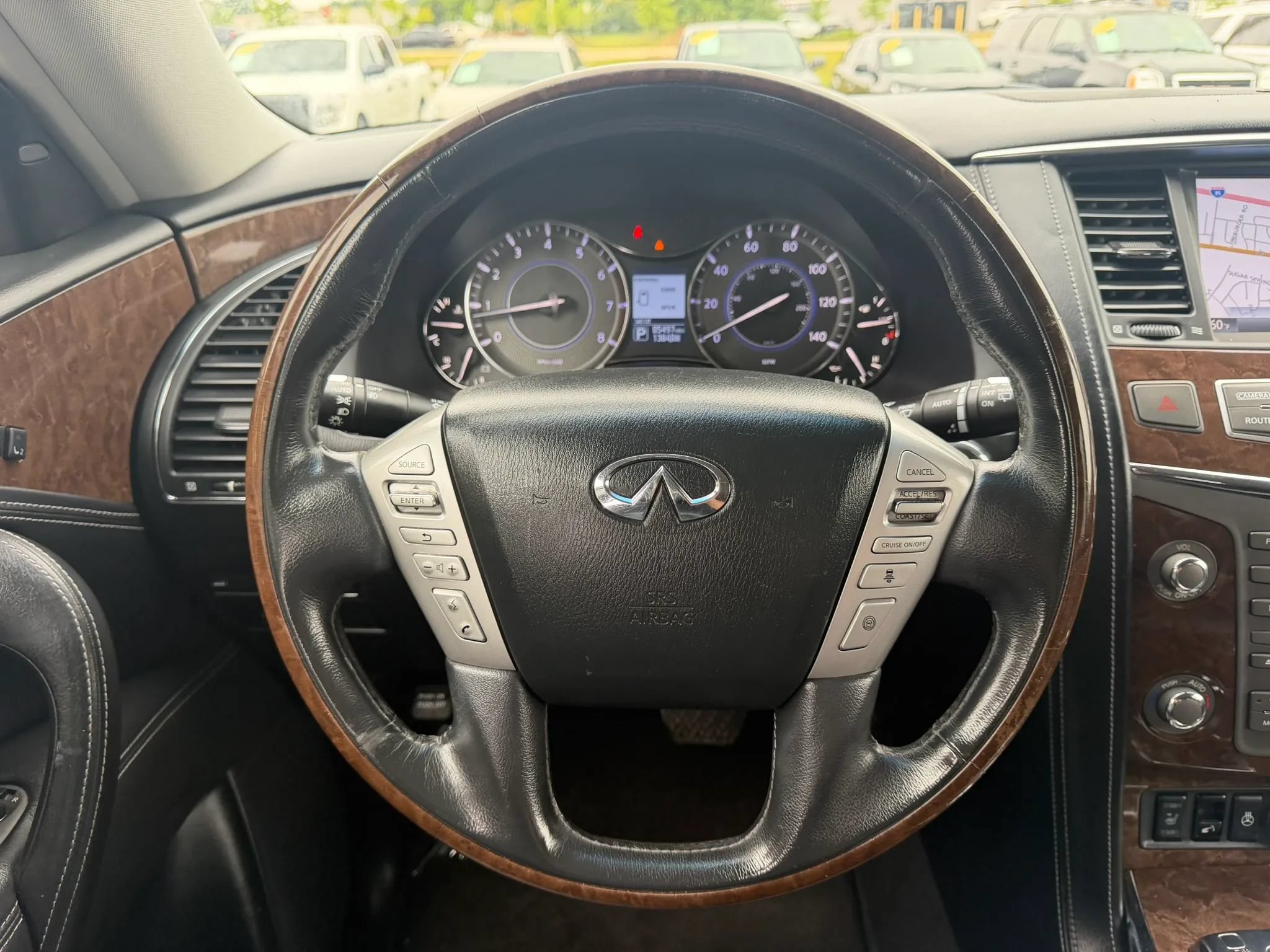Used 2017 INFINITI QX80 2WD w/ Driver Assistance Package image 26