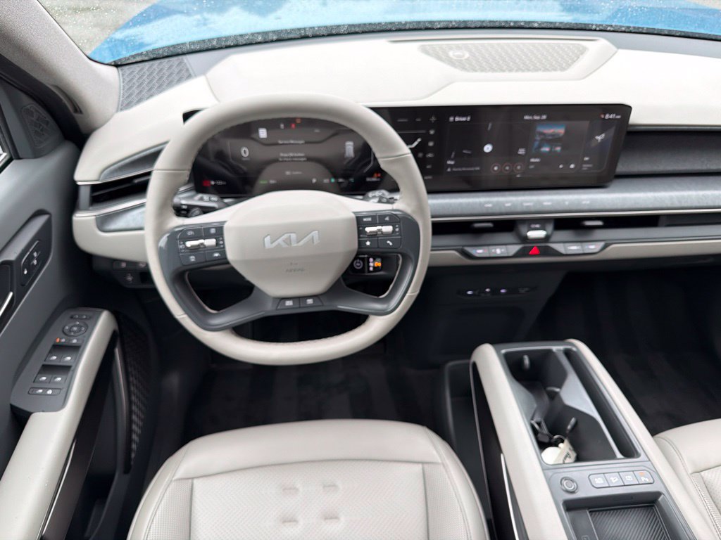 Certified 2024 Kia EV9 Wind AWD/4WD image 23