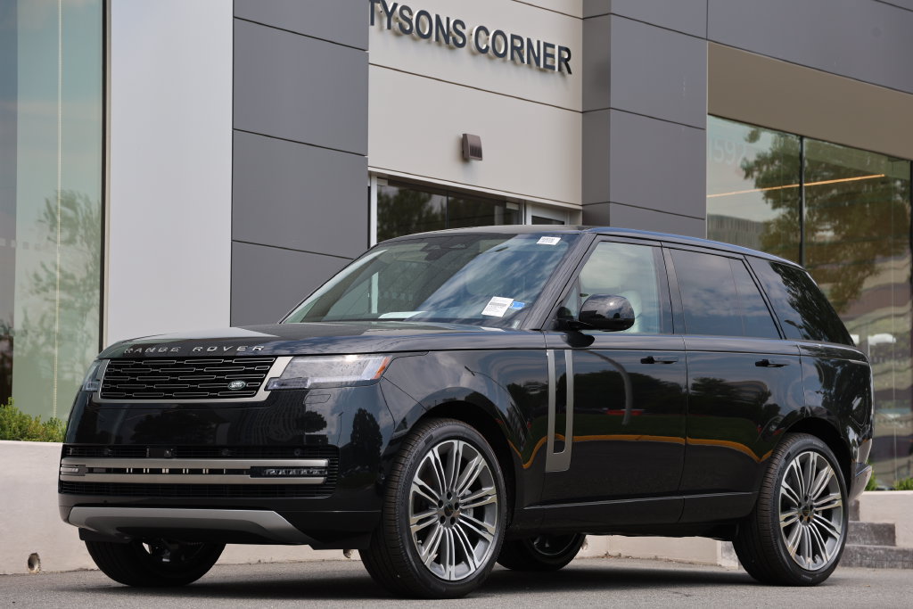 New 2026 Land Rover Range Rover SE AWD/4WD image 1